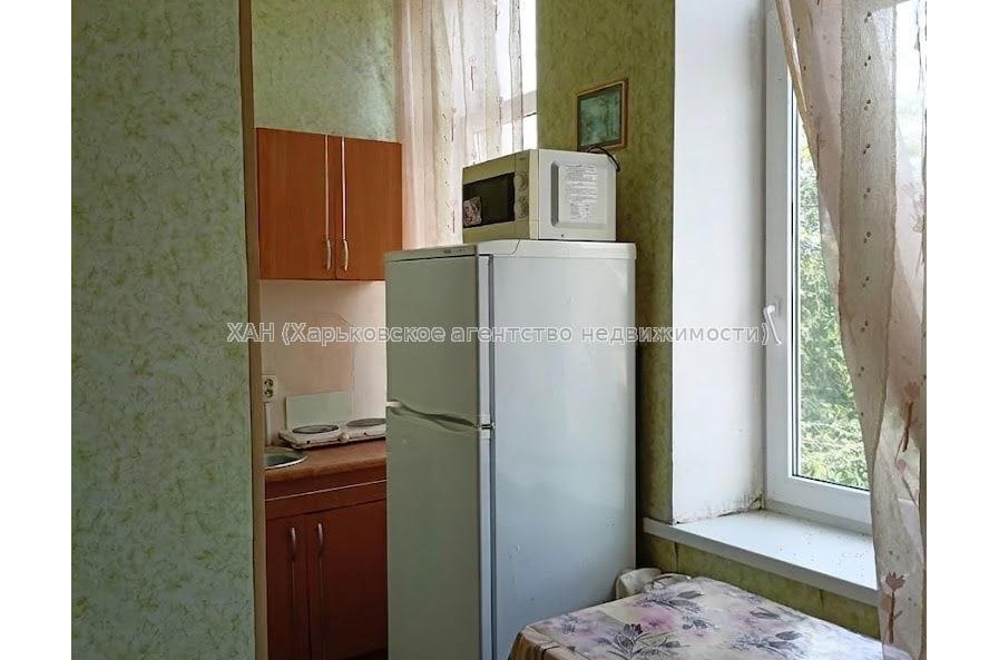 Продам квартиру, Павловская ул. , 1 кім., 16 м², косметический ремонт 