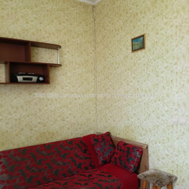 Продам квартиру, Павловская ул. , 1 кім., 16 м², косметический ремонт 