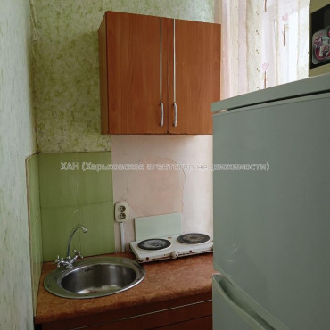 Продам квартиру, Павловская ул. , 1 кім., 16 м², косметический ремонт 