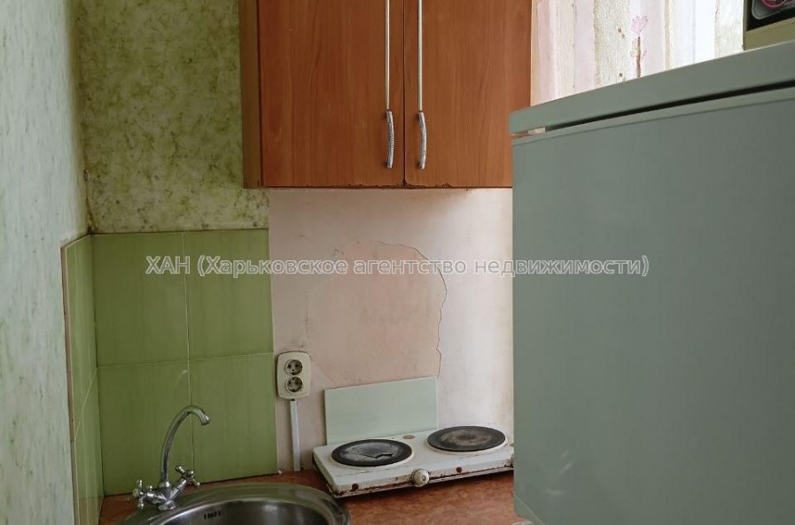 Продам квартиру, Павловская ул. , 1 кім., 16 м², косметический ремонт 
