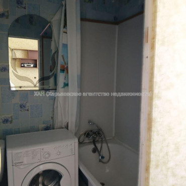 Продам квартиру, Павловская ул. , 1 кім., 16 м², косметический ремонт 