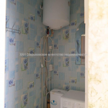 Продам квартиру, Павловская ул. , 1 кім., 16 м², косметический ремонт 