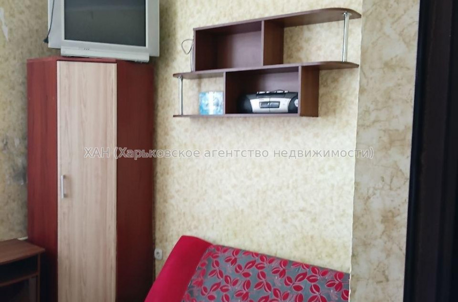 Продам квартиру, Павловская ул. , 1 кім., 16 м², косметический ремонт 