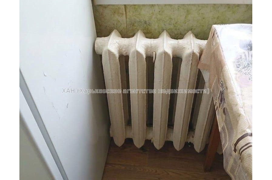 Продам квартиру, Павловская ул. , 1 кім., 16 м², косметический ремонт 