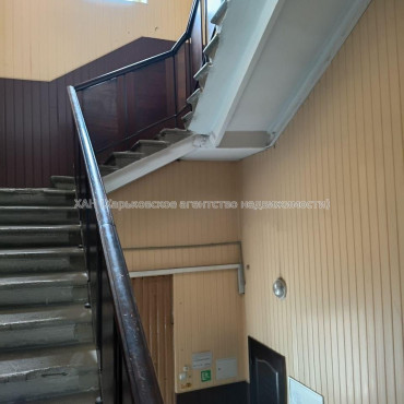 Продам квартиру, Павловская ул. , 1 кім., 16 м², косметический ремонт 