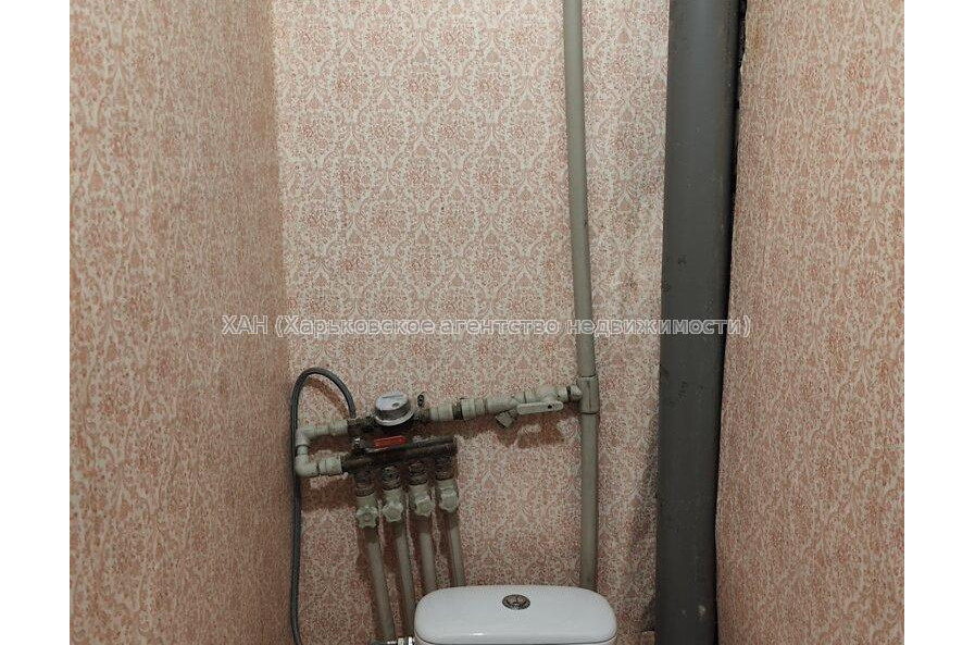 Продам квартиру, Салтовское шоссе , 3 кім., 70 м², косметический ремонт 
