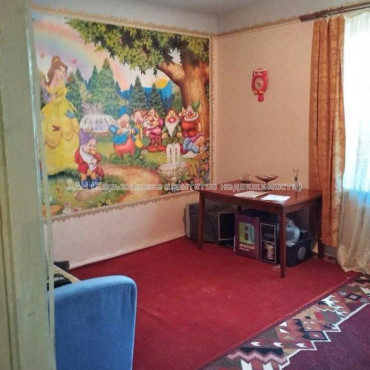 Продам квартиру, Салтовское шоссе , 3 кім., 70 м², косметический ремонт 