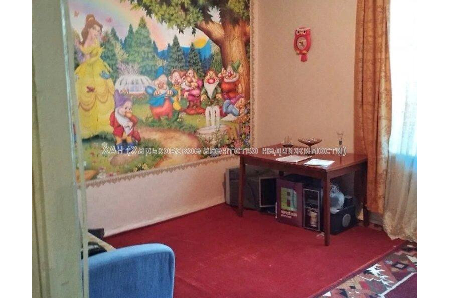 Продам квартиру, Салтовское шоссе , 3 кім., 70 м², косметический ремонт 