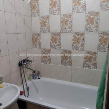 Продам квартиру, Салтовское шоссе , 3 кім., 70 м², косметический ремонт 