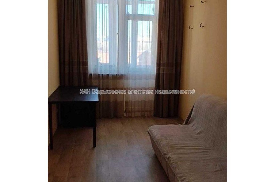 Продам квартиру, Дмитриевская ул. , 3 кім., 63.80 м², евроремонт 