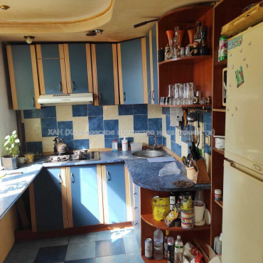 Продам квартиру, Непокоренных ул. , 2  ком., 52 м², косметический ремонт 