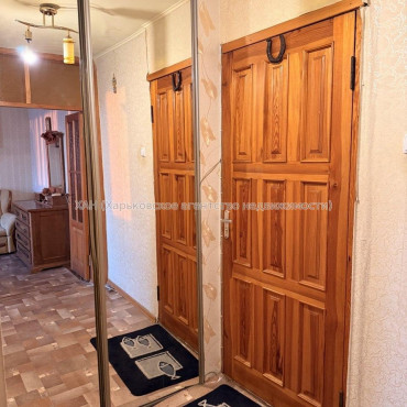 Продам квартиру, Леся Сердюка ул. , 4 , 1  ком., 33 м², косметический ремонт 