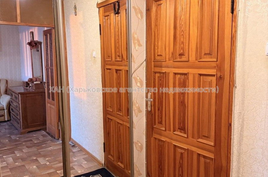 Продам квартиру, Леся Сердюка ул. , 4 , 1  ком., 33 м², косметический ремонт 