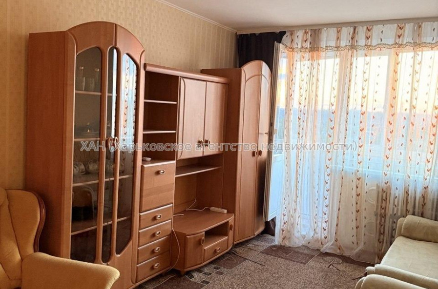 Продам квартиру, Леся Сердюка ул. , 4 , 1  ком., 33 м², косметический ремонт 