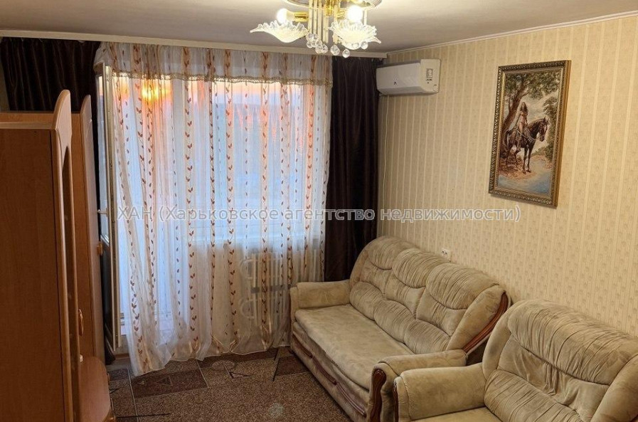 Продам квартиру, Леся Сердюка ул. , 4 , 1  ком., 33 м², косметический ремонт 