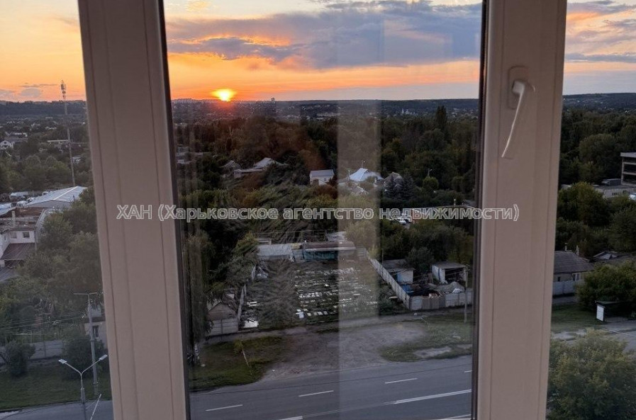 Продам квартиру, Леся Сердюка ул. , 4 , 1  ком., 33 м², косметический ремонт 