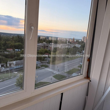 Продам квартиру, Леся Сердюка ул. , 4 , 1  ком., 33 м², косметический ремонт 