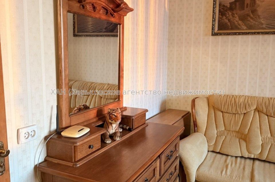 Продам квартиру, Леся Сердюка ул. , 4 , 1  ком., 33 м², косметический ремонт 