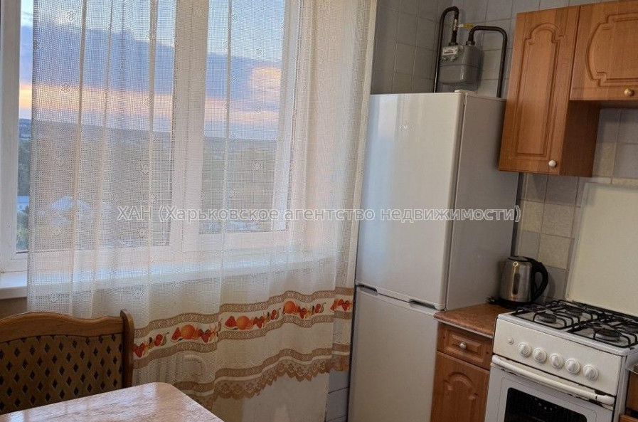Продам квартиру, Леся Сердюка ул. , 4 , 1  ком., 33 м², косметический ремонт 