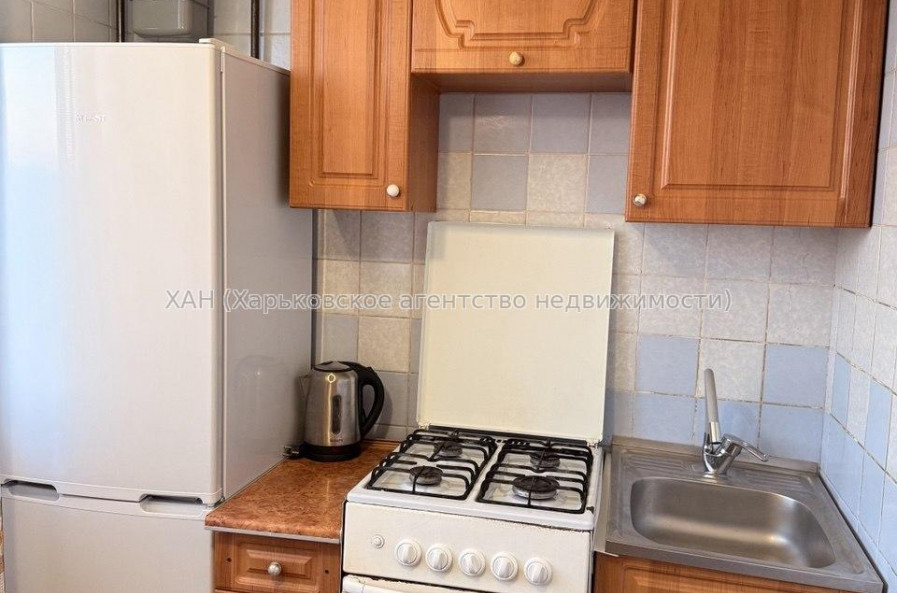 Продам квартиру, Леся Сердюка ул. , 4 , 1  ком., 33 м², косметический ремонт 