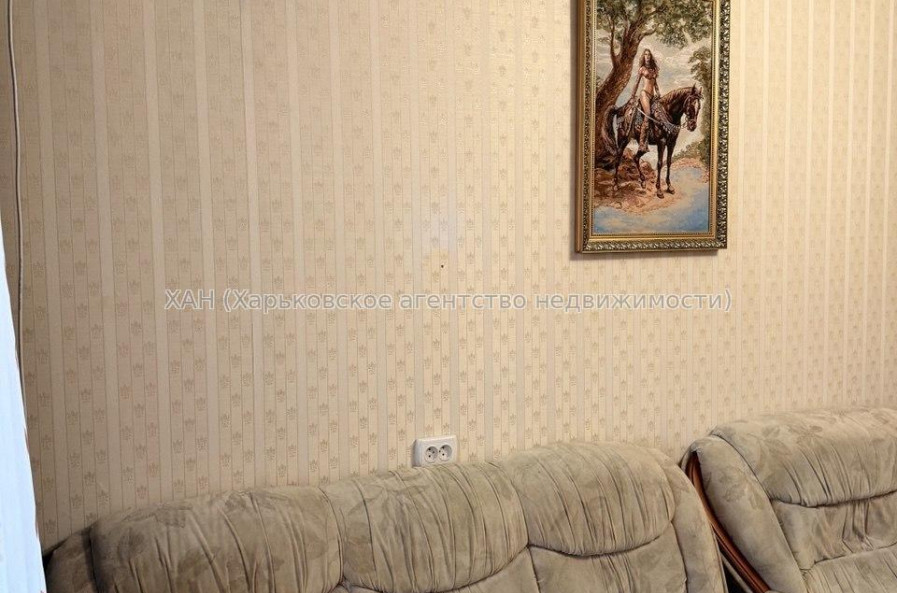 Продам квартиру, Леся Сердюка ул. , 4 , 1  ком., 33 м², косметический ремонт 