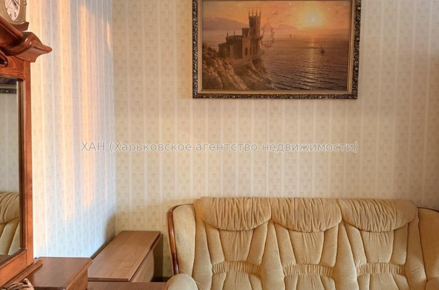 Продам квартиру, Леся Сердюка ул. , 4 , 1  ком., 33 м², косметический ремонт 