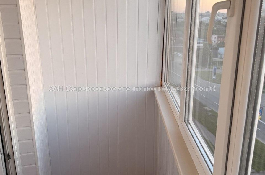 Продам квартиру, Леся Сердюка ул. , 4 , 1  ком., 33 м², косметический ремонт 