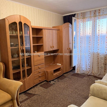 Продам квартиру, Леся Сердюка ул. , 4 , 1  ком., 33 м², косметический ремонт 