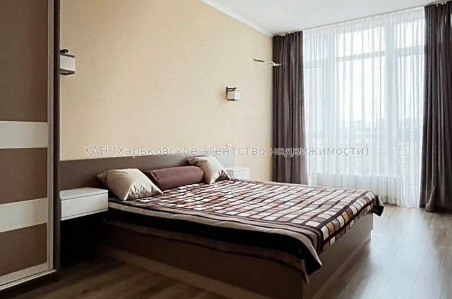 Продам квартиру, Клочковская ул. , 2 кім., 70 м², косметический ремонт 