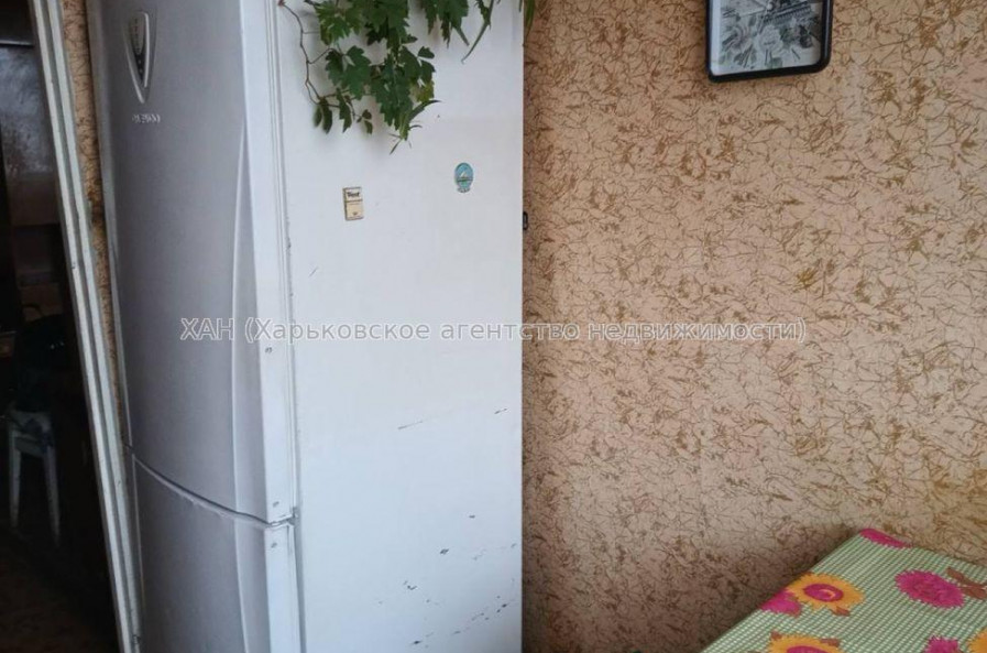 Продам квартиру, 3 кім., 68.30 м², косметический ремонт 