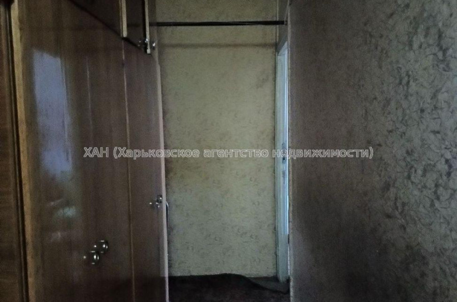 Продам квартиру, 3 кім., 68.30 м², косметический ремонт 