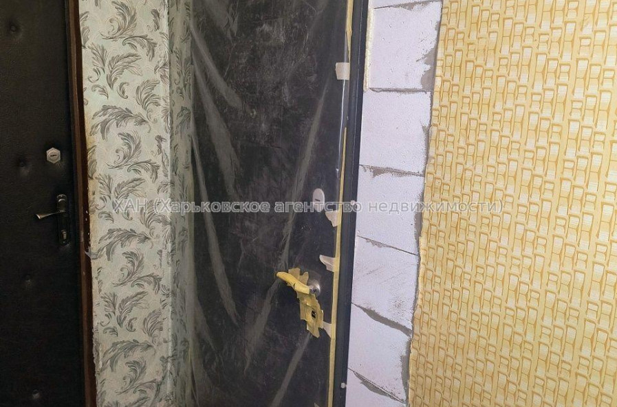 Продам квартиру, 1 кім., 38 м², без отделочных работ 