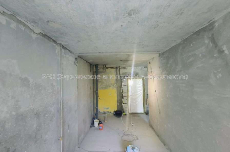 Продам квартиру, 1 кім., 38 м², без отделочных работ 