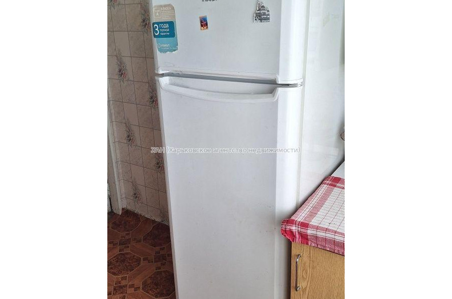 Продам квартиру, Жуковского просп. , 1  ком., 37 м², советский ремонт 