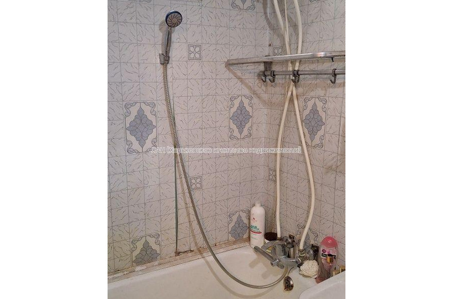 Продам квартиру, Жуковского просп. , 1  ком., 37 м², советский ремонт 