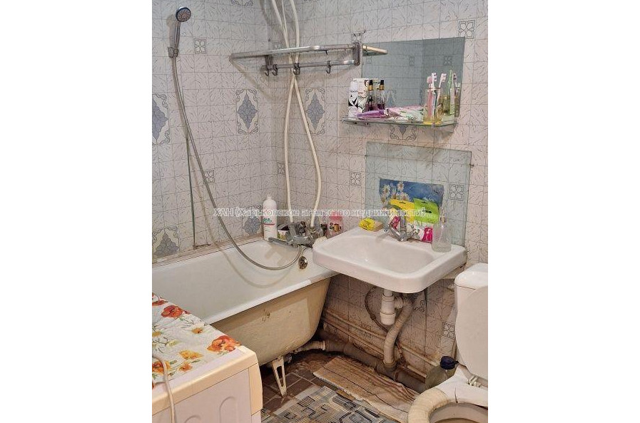 Продам квартиру, Жуковского просп. , 1  ком., 37 м², советский ремонт 