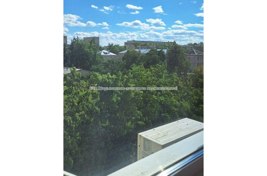 Продам квартиру, Жуковского просп. , 1  ком., 37 м², советский ремонт 
