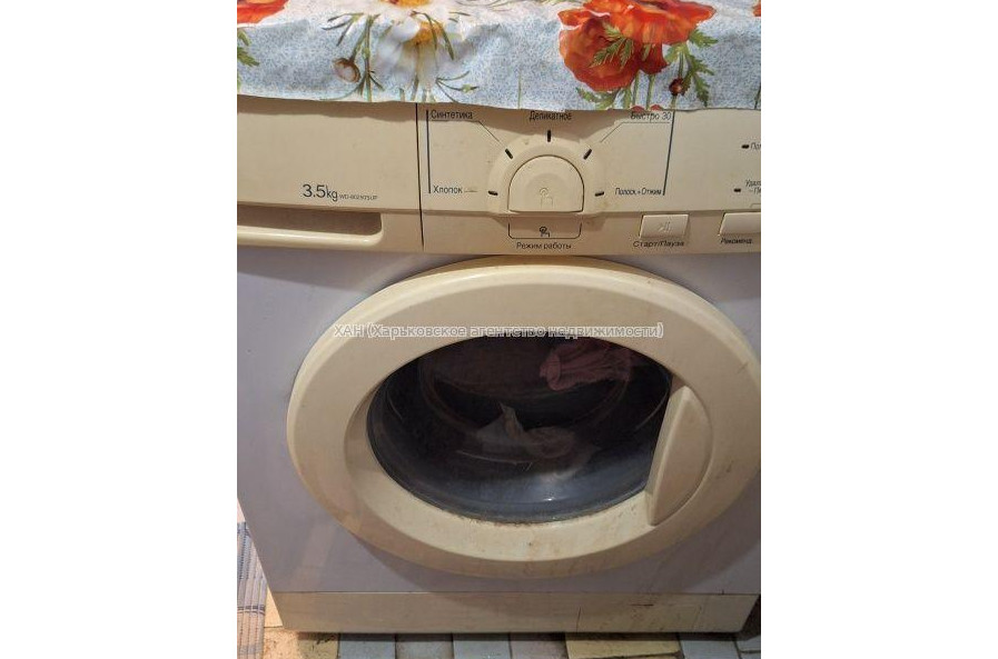 Продам квартиру, Жуковского просп. , 1  ком., 37 м², советский ремонт 