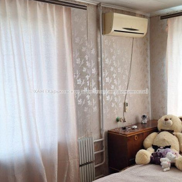 Продам квартиру, Жуковского просп. , 1  ком., 37 м², советский ремонт 