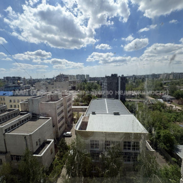 Продам квартиру, Клочковская ул. , 2 кім., 53 м², советский ремонт 