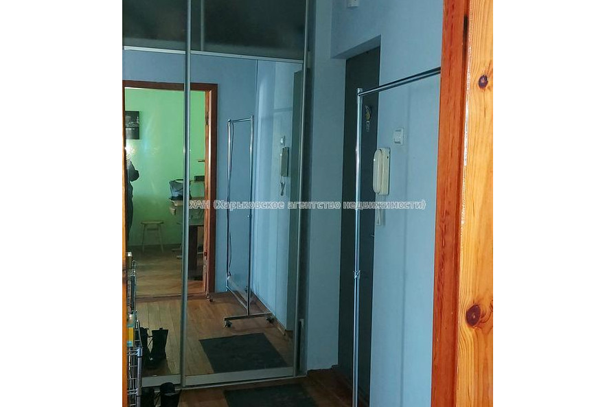 Продам квартиру, Шатиловская ул. , 1  ком., 32.80 м², косметический ремонт 