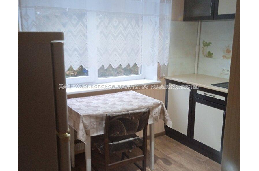 Продам квартиру, Библика ул. , 1 кім., 33 м², капитальный ремонт 