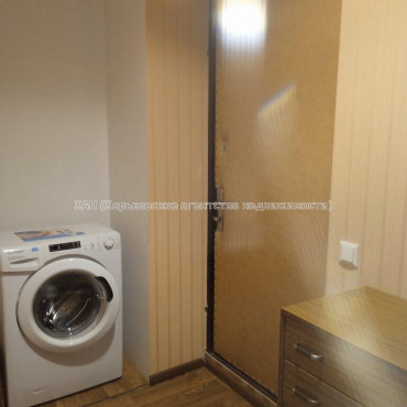 Продам квартиру, Библика ул. , 1 кім., 33 м², капитальный ремонт 