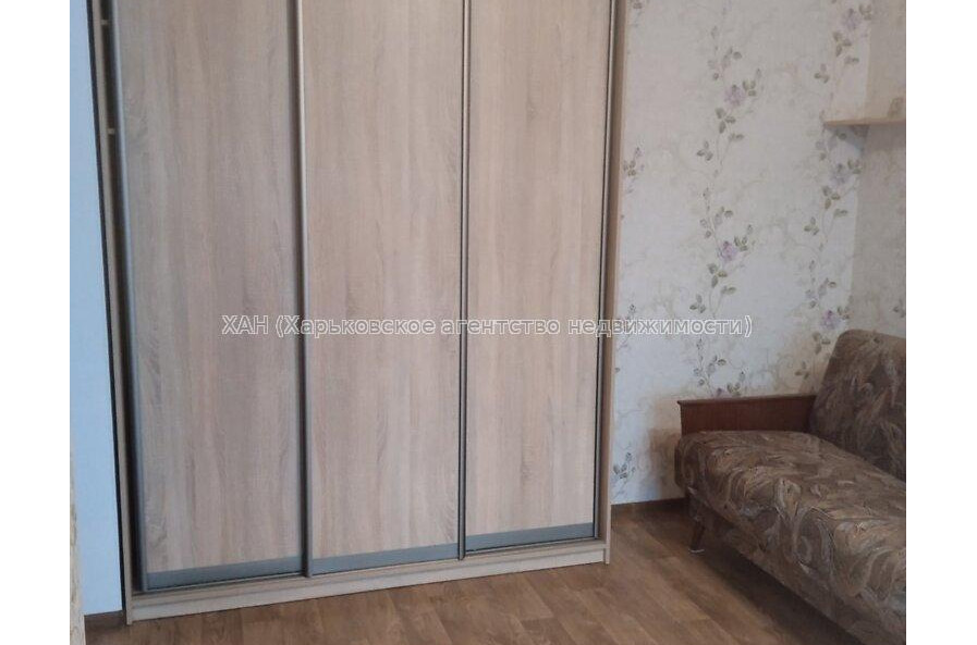 Продам квартиру, Библика ул. , 1 кім., 33 м², капитальный ремонт 