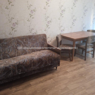 Продам квартиру, Библика ул. , 1 кім., 33 м², капитальный ремонт 