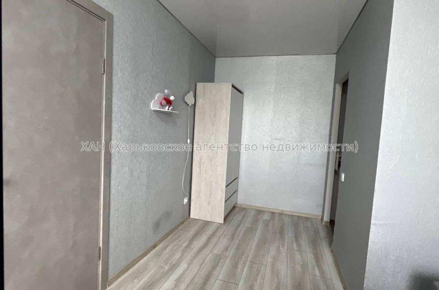 Продам квартиру, Шариковая ул. , 1 кім., 31 м², евроремонт 