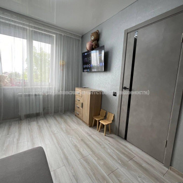 Продам квартиру, Шариковая ул. , 1 кім., 31 м², евроремонт 