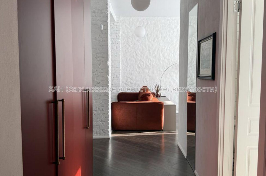 Продам квартиру, Юри Зойфера ул. , 2 кім., 75 м², евроремонт 