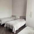Продам квартиру, Юри Зойфера ул. , 2 кім., 75 м², евроремонт 