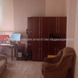 Продам квартиру, Большая Панасовская ул. , 2 кім., 38 м², косметический ремонт